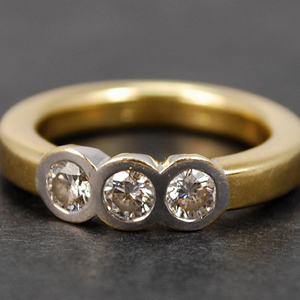 18ct Yellow Gold 3 Stone 0.60 Carat Diamond Ring