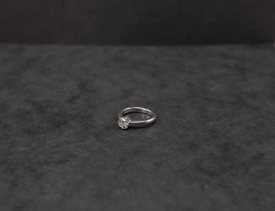 18ct White Gold Single Brilliant Cut Diamond Ring