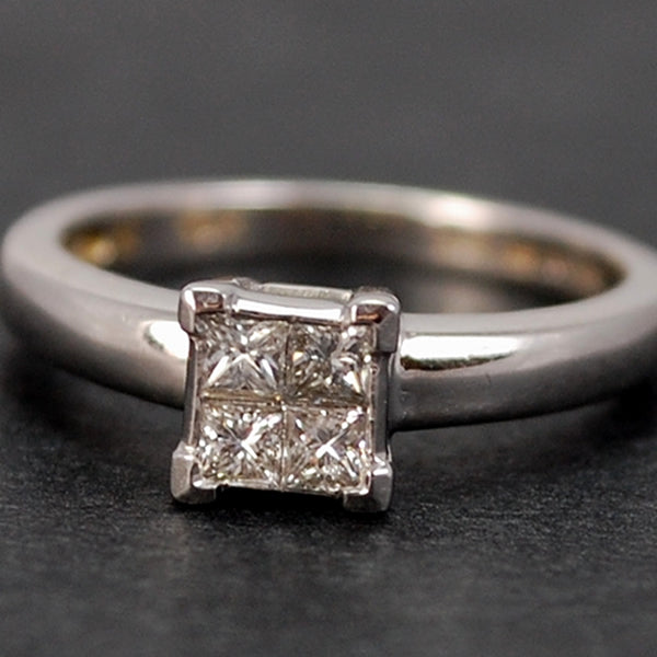 18ct White Gold Princess Cut Diamond Cluster Ring