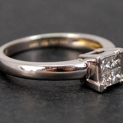 18ct White Gold Princess Cut Diamond Cluster Ring