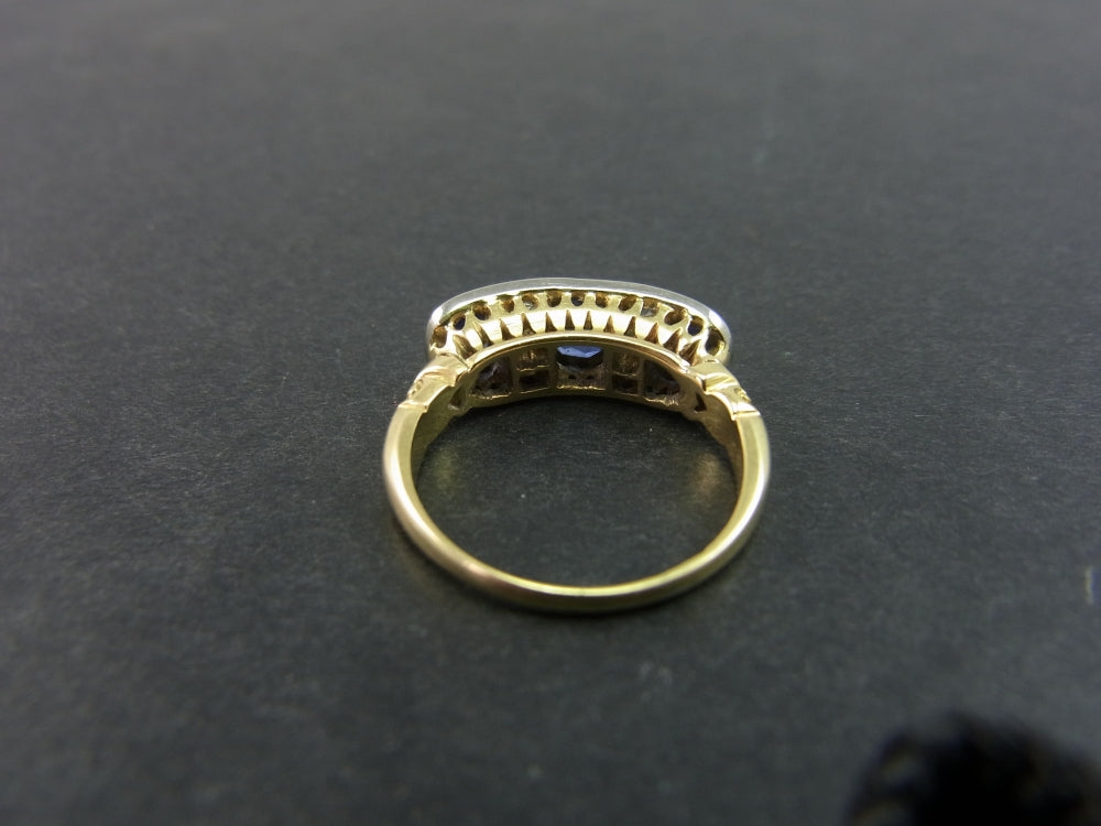 18ct yellow gold Sapphire and Diamond Bar Ring
