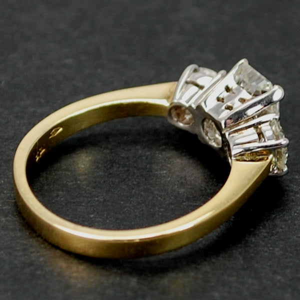 18ct Yellow Gold Radiant Cut 3 Stone Ring