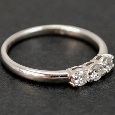 18ct White Gold Brilliant Cut 3 Stone 0.36 Carat Diamond Ring
